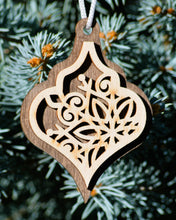 Load image into Gallery viewer, Wooden Scroll Work Christmas Ornament
